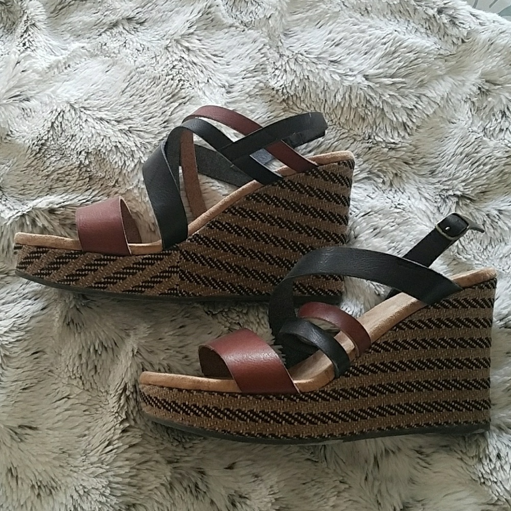 Wedge summer sandal
